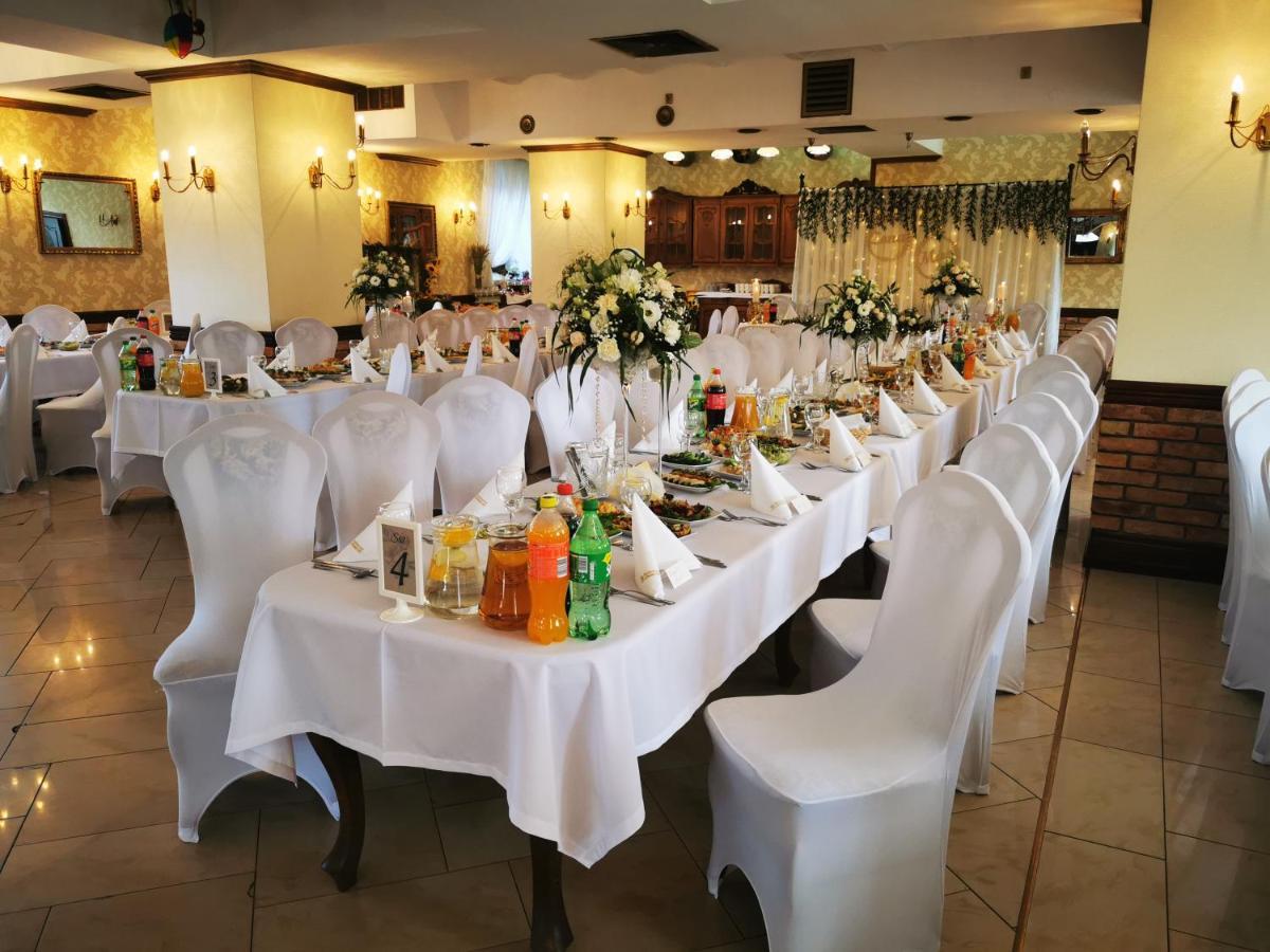 Sala Bankietowa I Pokoje Goscinne Sokolka Bagian luar foto