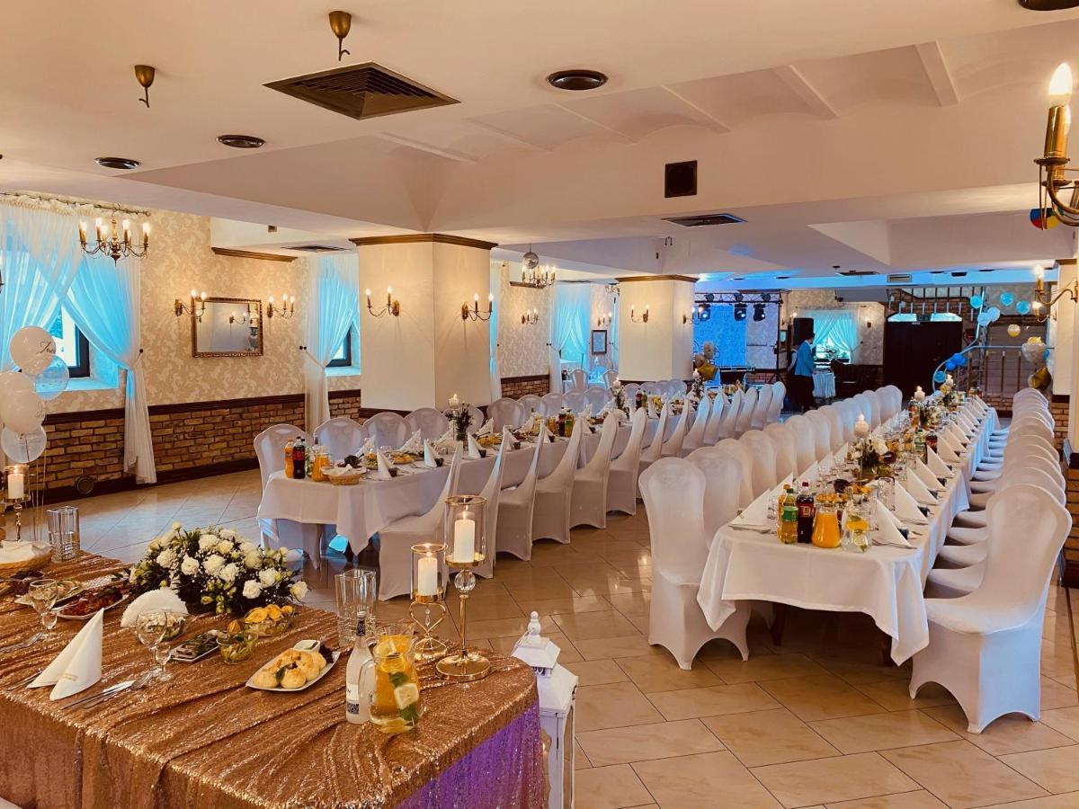 Sala Bankietowa I Pokoje Goscinne Sokolka Bagian luar foto